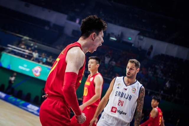 ”为题的融媒体直播中,档期内五部国产故事佳片——《维和防暴队 电影频道融媒体12.25直播2024贺岁元旦档发布会 2024-12-24 12月25日,电影频道将携手多部贺岁元旦档影片回到中国电影诞生地——大观楼影戏院,回首、展望,共同迎接电影与观众的新一年邂逅。